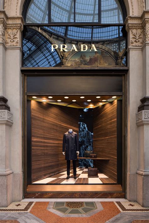 martino gamper vetrine prada|Prada unveils a new window.